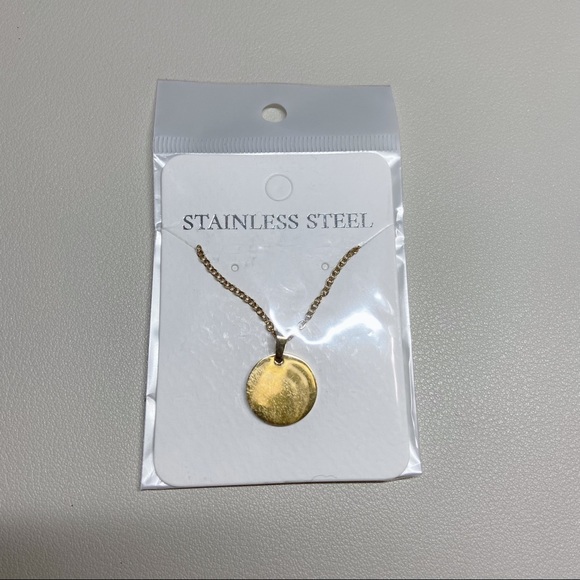 GOLD STAINLESS STEEL NECKLACE CIRCLE PENDANT MINIMAL BRAND NEW - Picture 4 of 5